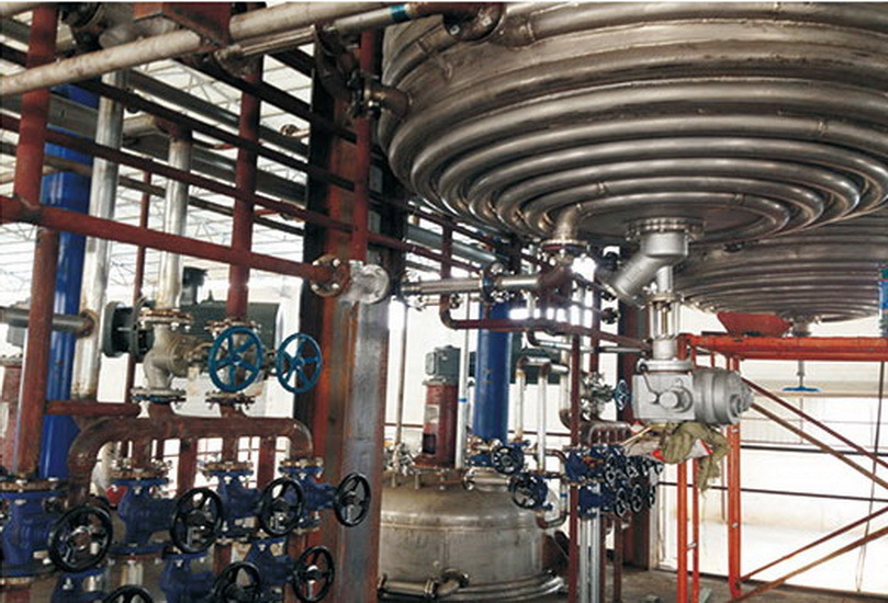 Reaction kettle manual control valve group installation site