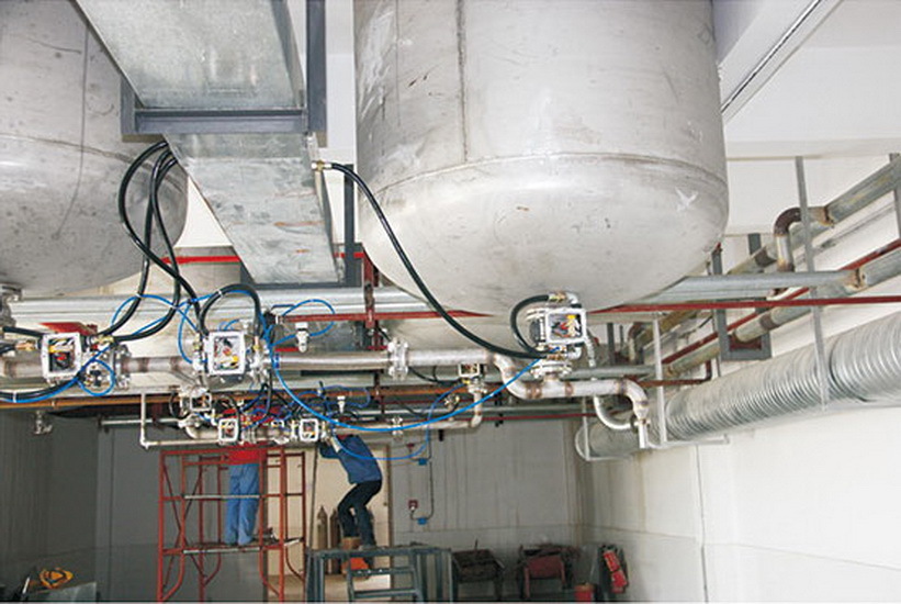 Pneumatic valve installation