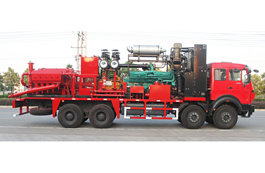 JYYLC105-1491（2000）型压裂车