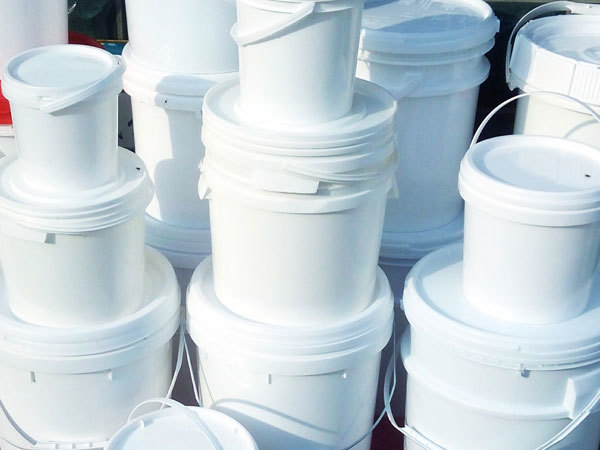 加工过程中如何避免塑料桶开裂？