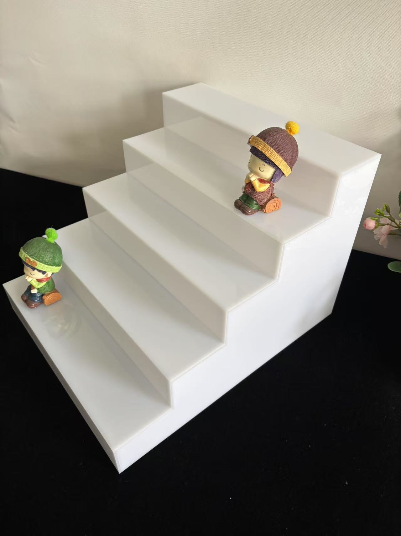 亚克力阶梯展示架