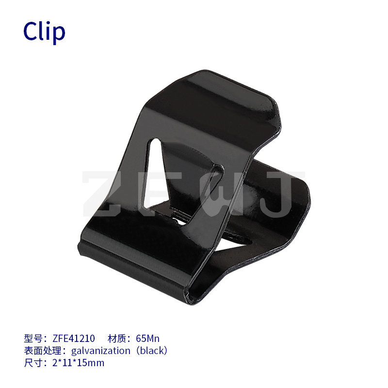 clip-ZFE41210