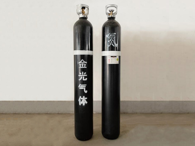 氮（N?）