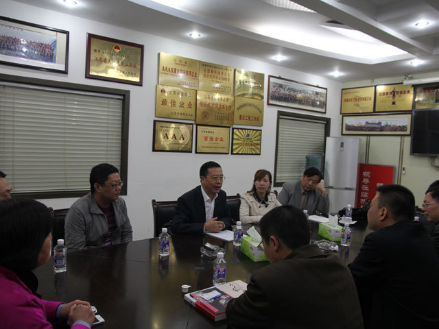 南通五建荣获2012年度省竞争力百强企业