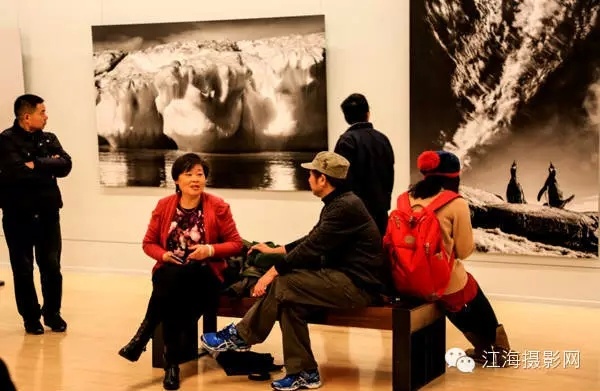 戴建成《黑白南极》摄影展暨研讨会在北京中国美术馆举行