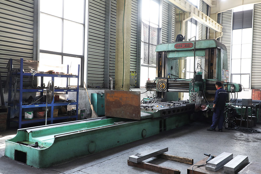Gantry planer