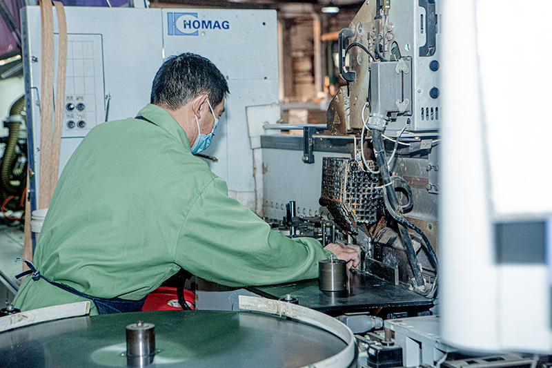 Plant equipment