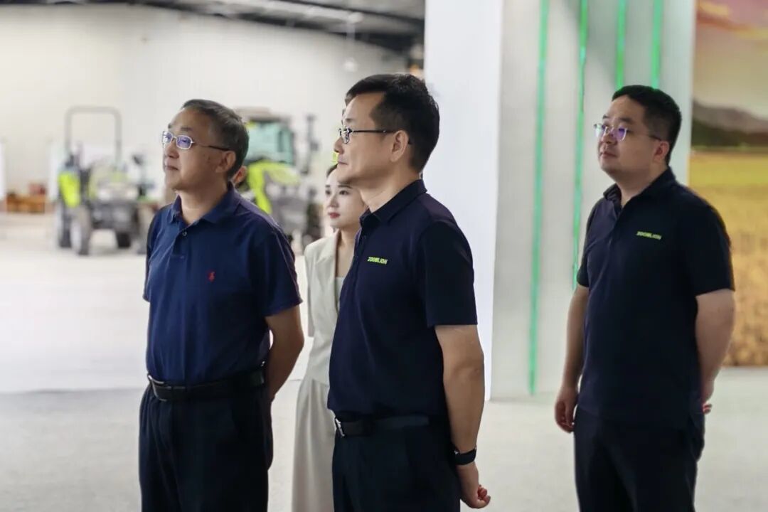 农业农村部信息中心党委书记、主任王小兵调研中联重科峨桥智慧农场，鼓励我公司加大市场推广力度
