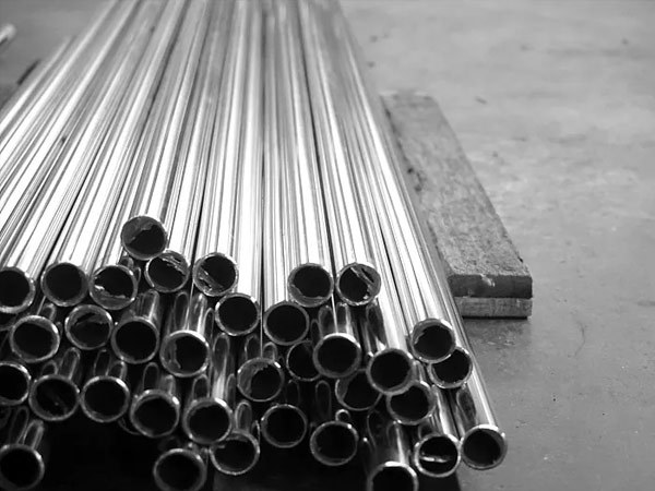 Classification of aluminium tubes