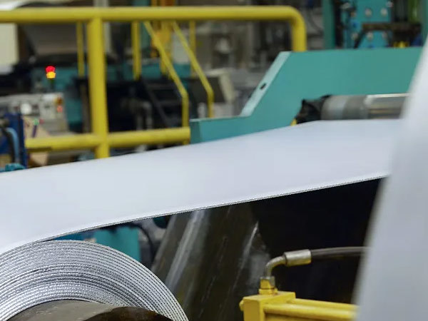 How do those aluminum sheets bend?