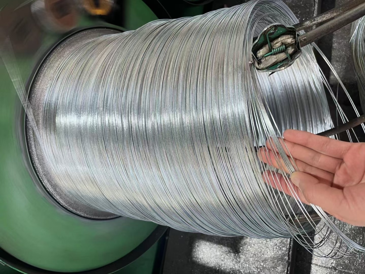 HOW GALVANIZED STEEL WIRE IS PRODUCED?