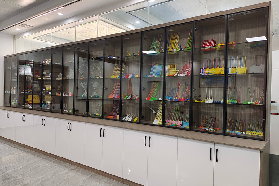 Display cabinet Display cabinet