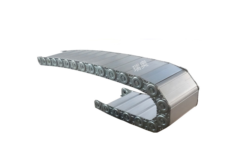 Fully enclosed TLG type steel drag chain