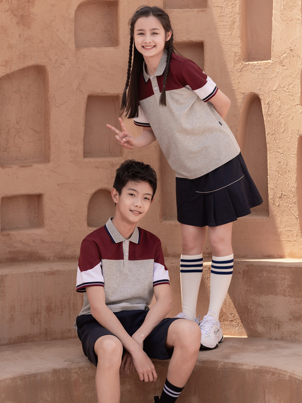 校服