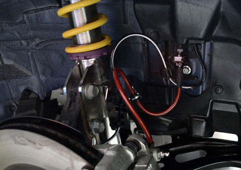 How to check the car brake system