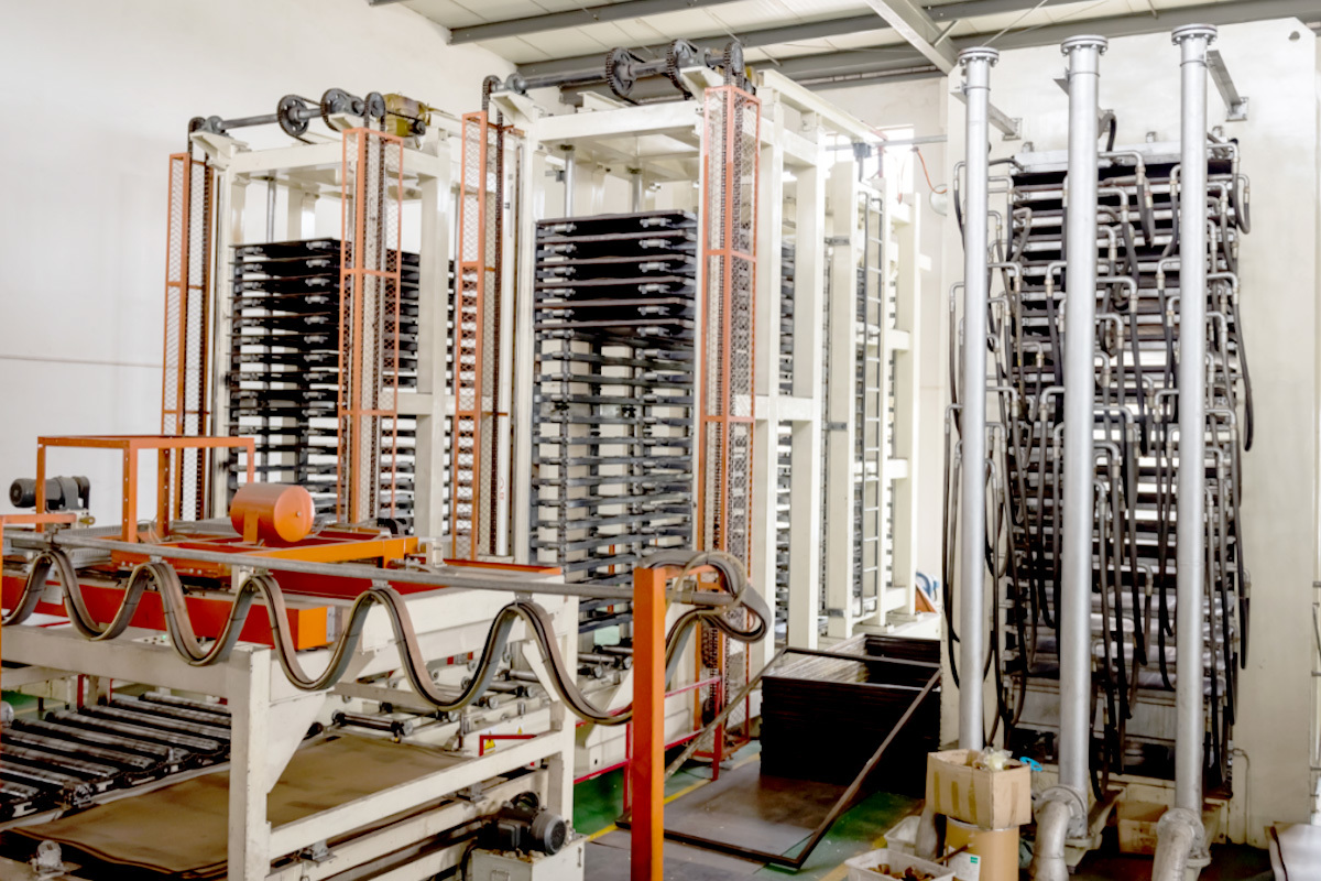 máy áp lực chân không 2400T