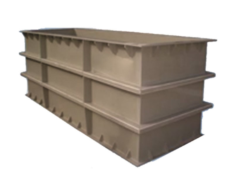 Electrolyte storage tank
