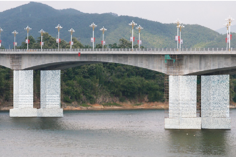 池州長(zhǎng)江大橋碰撞防護(hù)、吸能緩沖項(xiàng)目