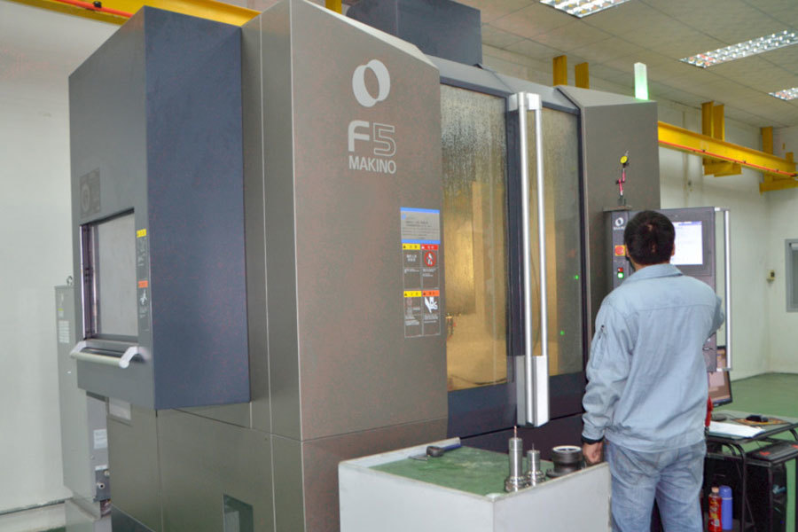 Makino CNC machine