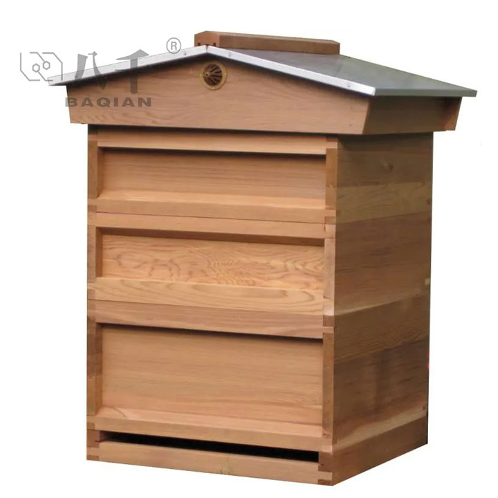 UK Cedar Beehive