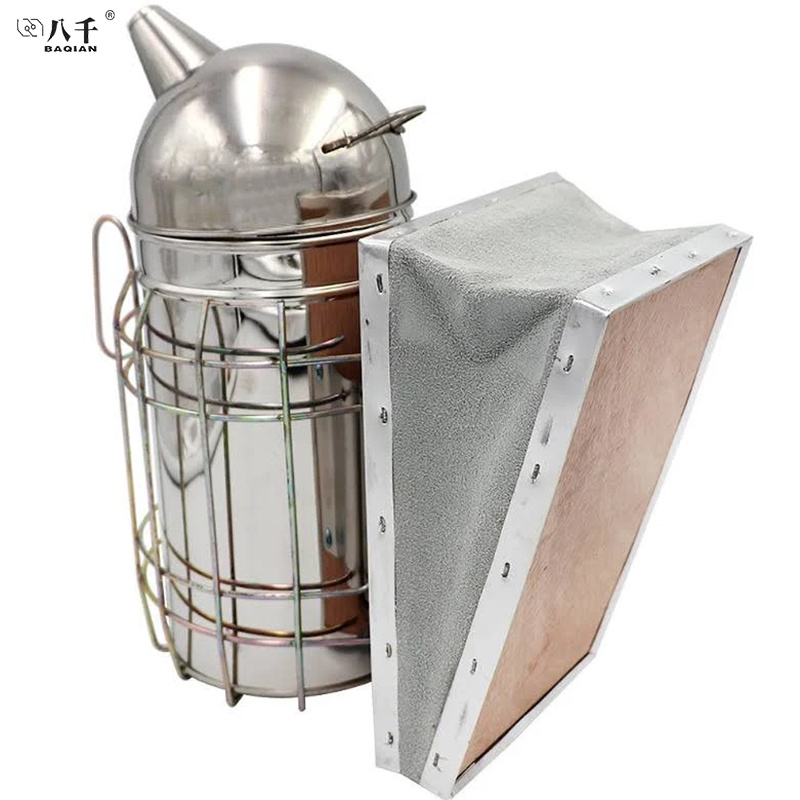 Bee Smoker 02