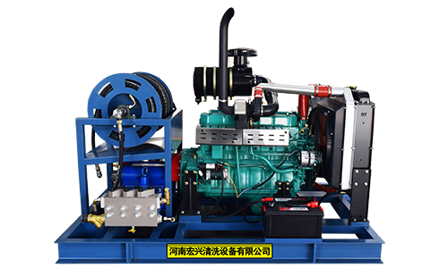 High-pressure pipe unblocking machine