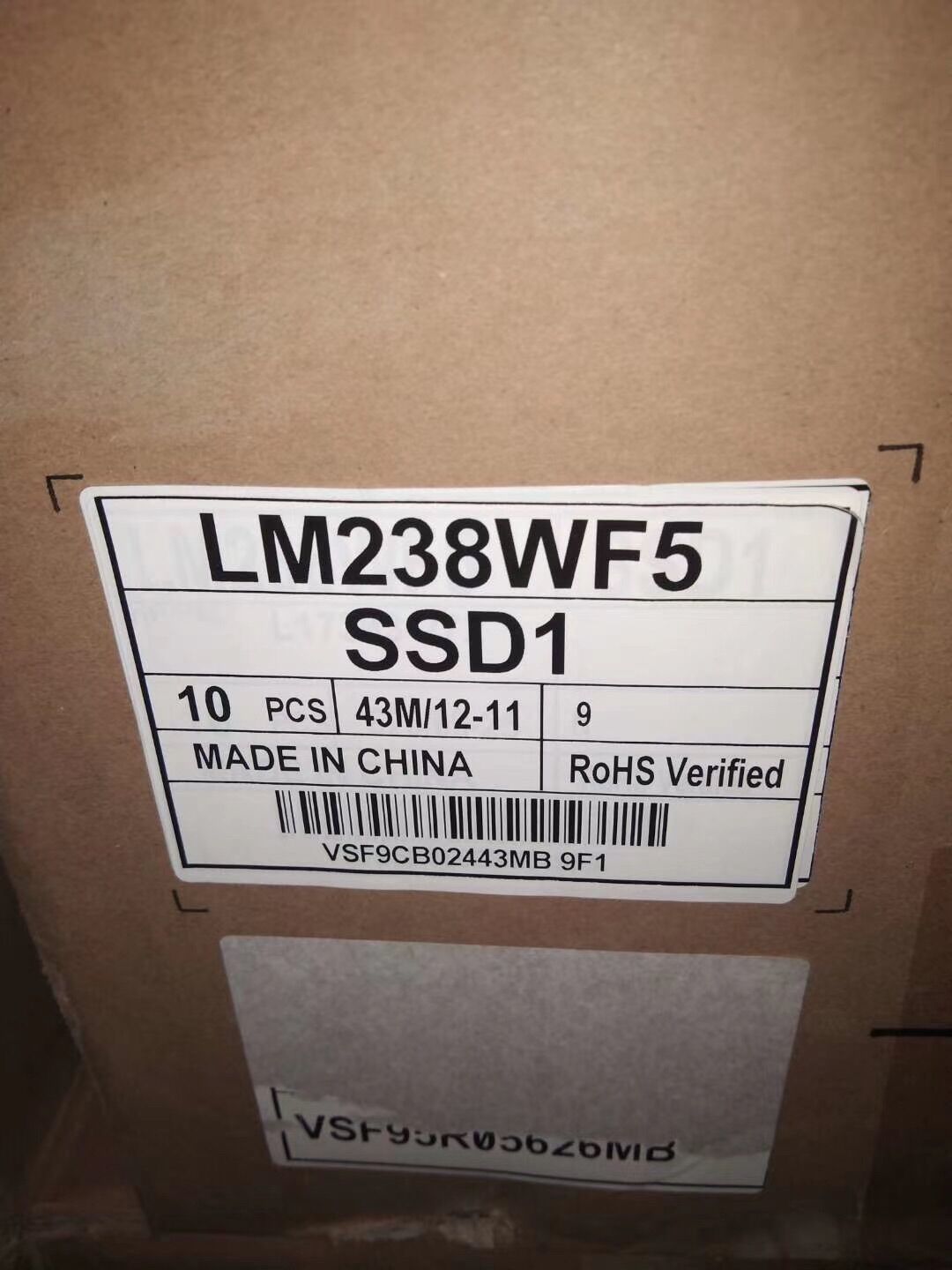 L17303-272 LM238WF5-SSD1 LM238WF5-(SS)(D1) FHD LCD Panel 23.8