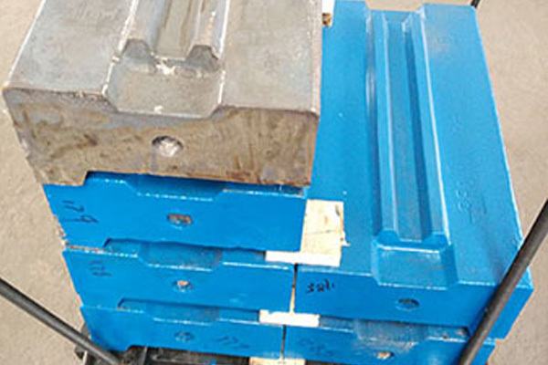 Impact crusher series spare parts