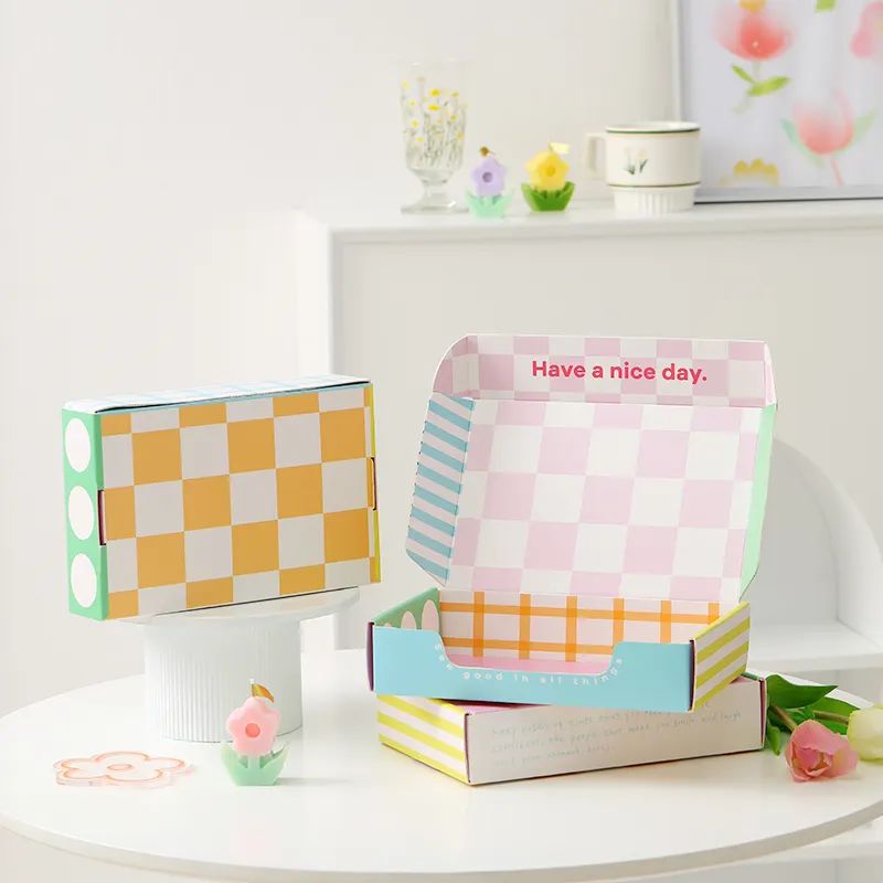Wholesale Custom Printed Biodegradable Paper Bakery togo Dozen Mochi Pink Donut Boxes Packaging