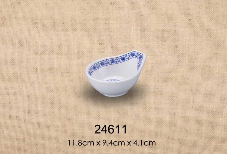 4.6寸异型调味碗（白色青花）