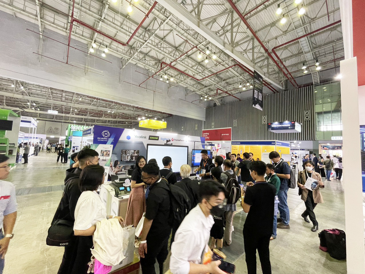 dd5cd9af-b5fb-4b4c-81ac-352a1580b83a.jpg