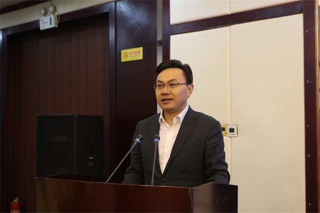 枝江金潤源集團簽約茶多酚及多功能有機植物提取物項目