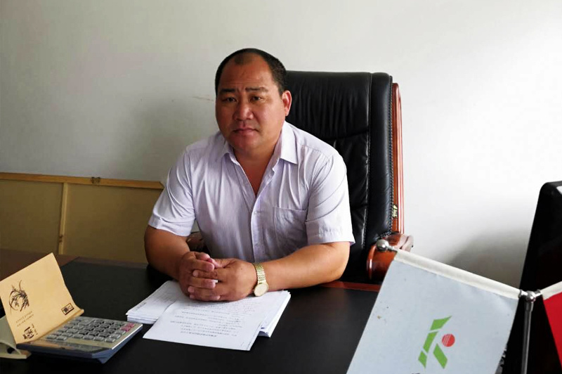 Trade Union Chairman of Jiyuan Yaohui Glass Products Co Ltd - Duan Jiazhen