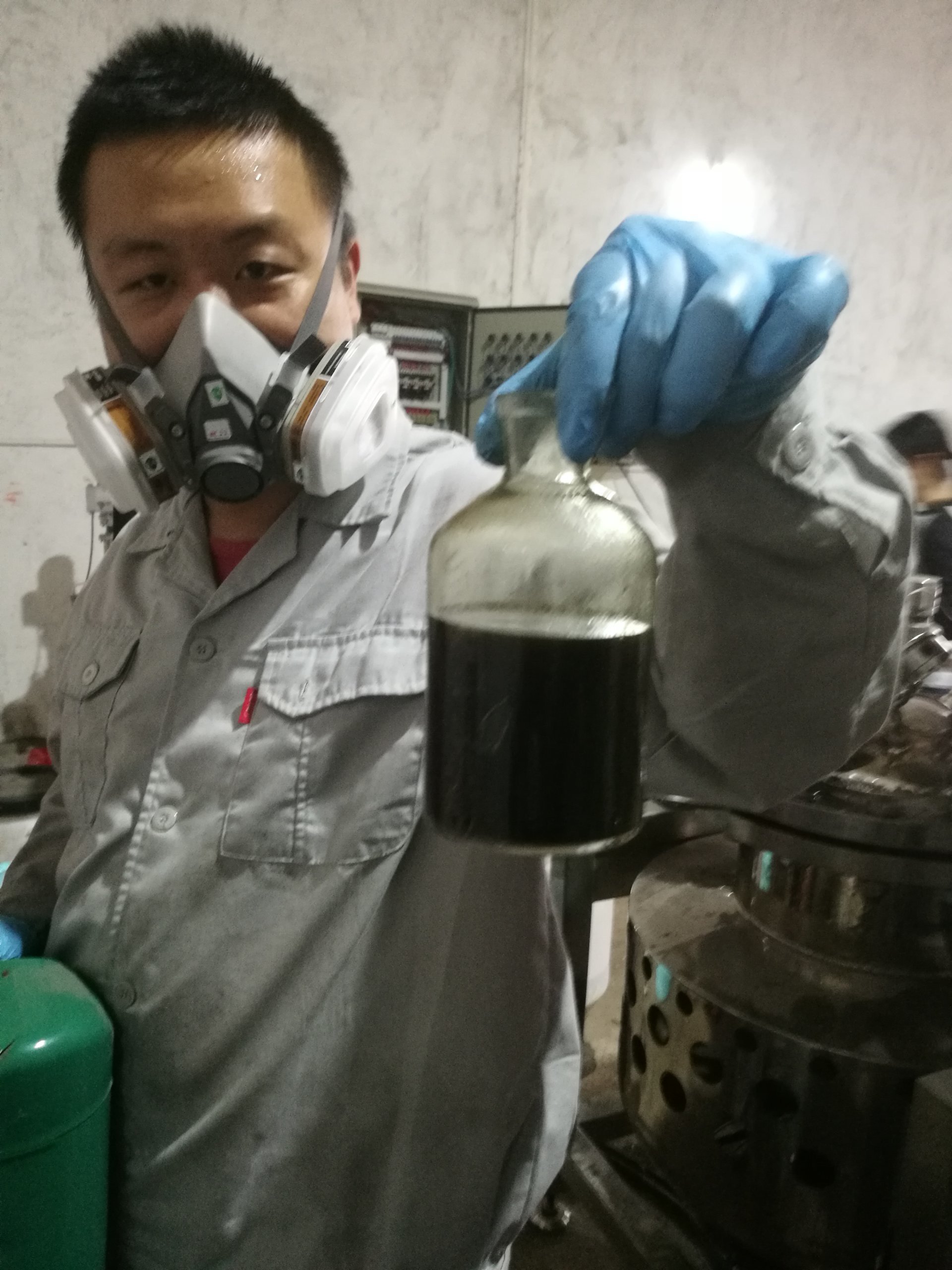 广州市低值废塑料裂解制备可再生燃料油示范项目