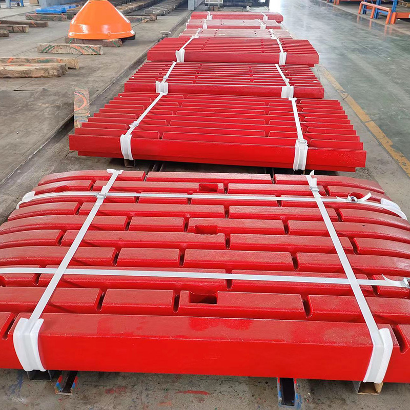 Jaw crusher wear parts