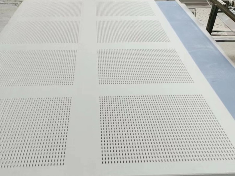 Acoustic Perforated Gypsum Board/Soundproof Gypsum Board/Perforated Gypsum Board/ 1200*2400*12mm