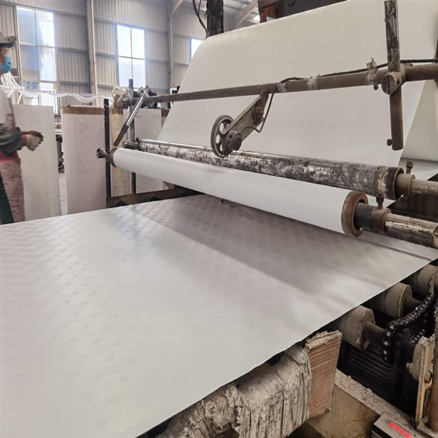 PVC Gypsum Ceiling Tile 595*595/603*603*7mm