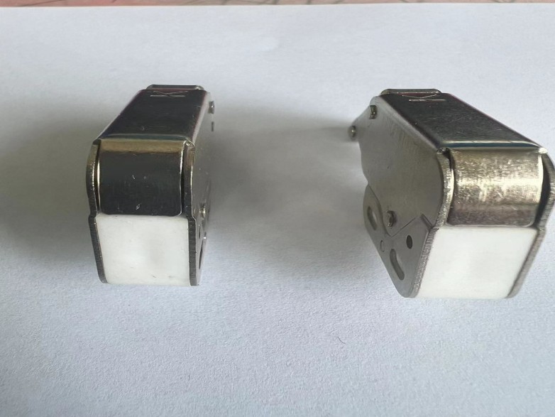 High Quality Steel Roller Mini Latch Touch Latch Push Lock for Access Panel and Cabinet