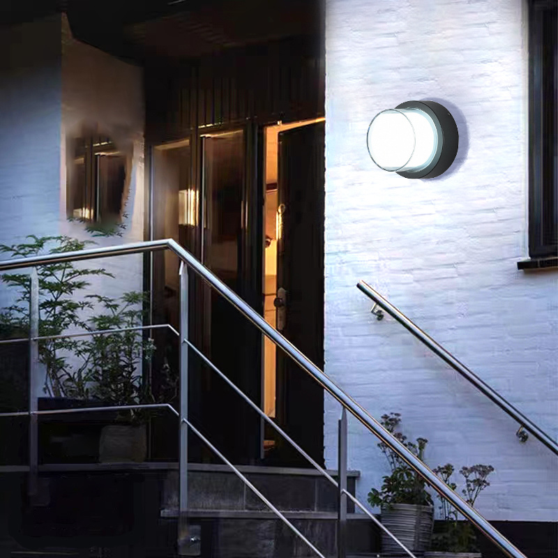 The Benefits of Choosing LED Wall Sconce Lighting for Your Patio