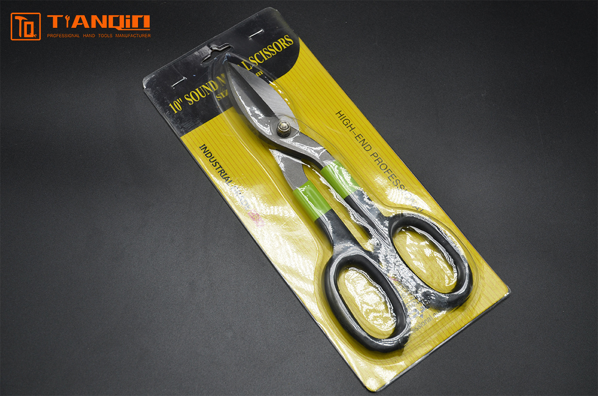 Pliers
