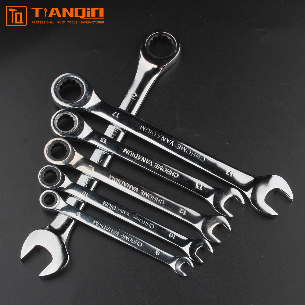 Fixed head ratchet wrench