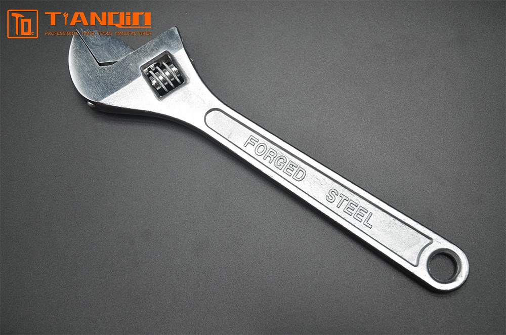 Llave inglesa ajustable