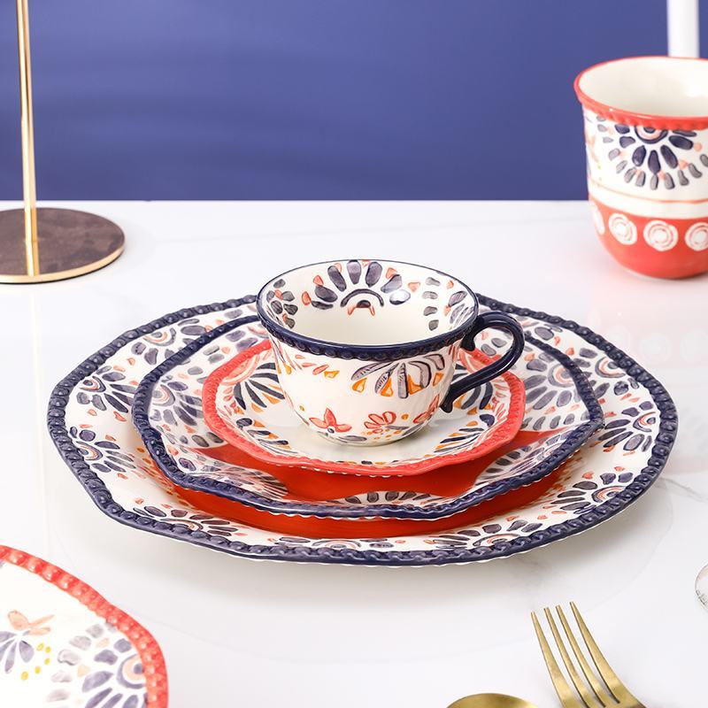 Cups & saucers