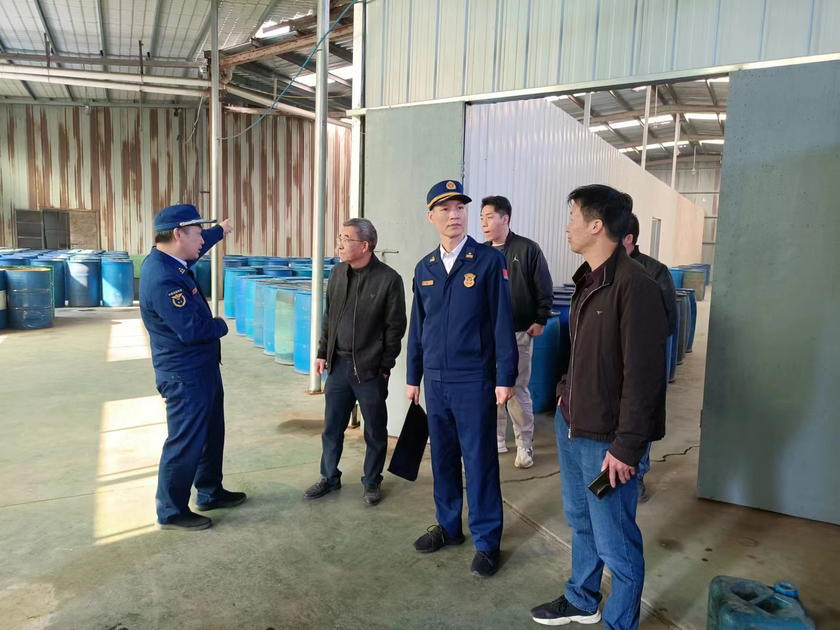 秋冬气候干燥，永莲香料协同消防大队开展冬季消防安全检查工作