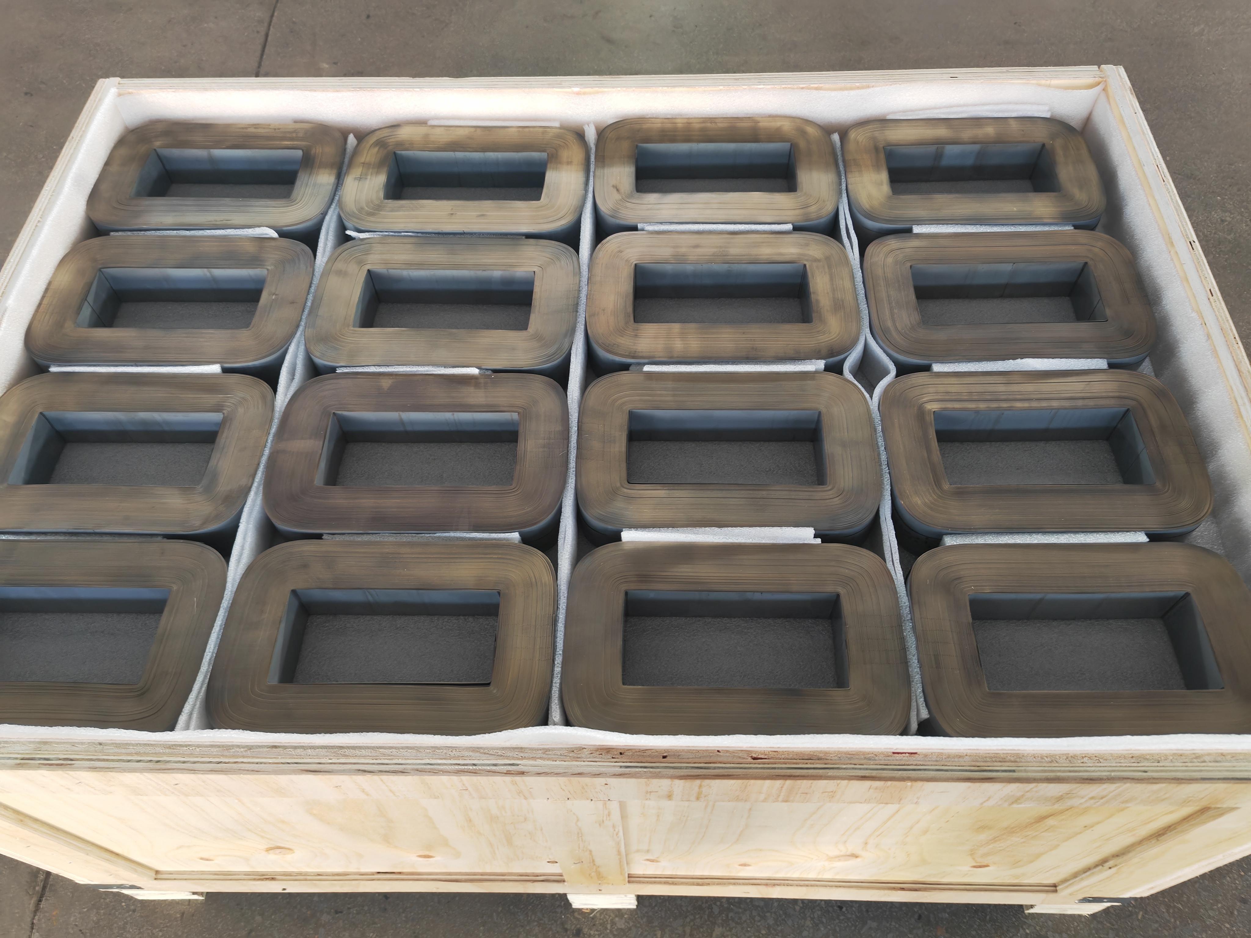 Amorphous cut core: an outstanding representative of high-efficiency transformers in the new era
