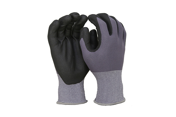 GFW015 15-gauge Lycra palm-coated micro foam ultra-thin, comfortable and wear-resisting gloves