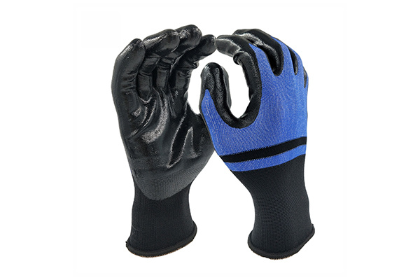 GFP032 15-gauge HPPE+ nylon+spandex+glass fiber palm coated smooth nitrile wear and cut resistant gloves