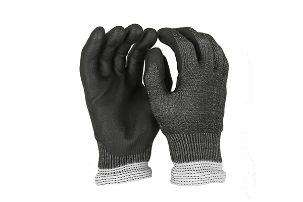 GFC023 15-gauge HPPE + glass fiber palm-coated micro foam level-5 cut resistant gloves