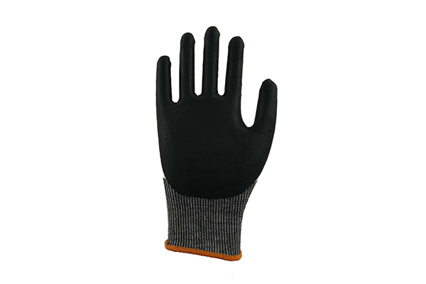 GFC030 18-gauge HPPE + glass fiber palm-coated micro foam level-5 cut resistant gloves