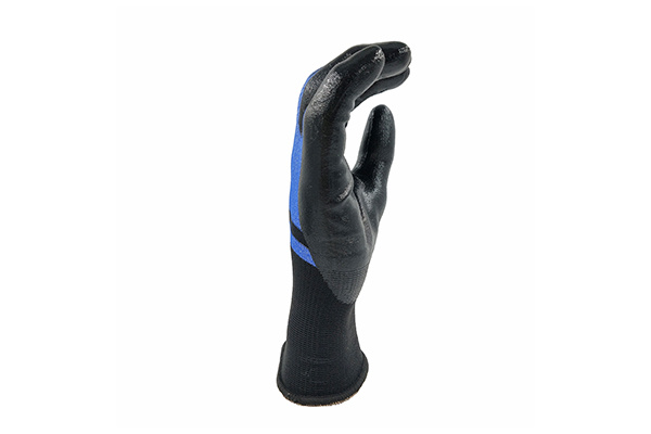 GFP032 15-gauge HPPE+ nylon+spandex+glass fiber palm coated smooth nitrile wear and cut resistant gloves